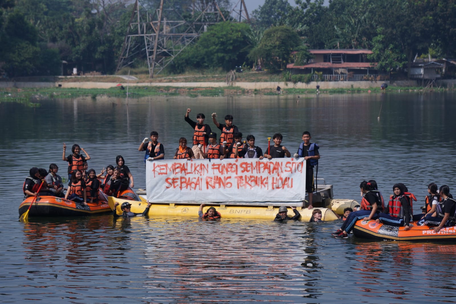 GANESPA Bersama Karang Taruna dan Puluhan Komunitas Gelar OPSIH di Situ 7 Muara